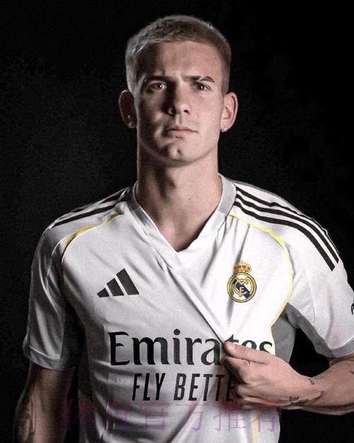 马卡:皇马签17岁马斯坦托诺已达成原则性协议 马卡:皇马签17岁马斯坦托诺已达成原则性协议